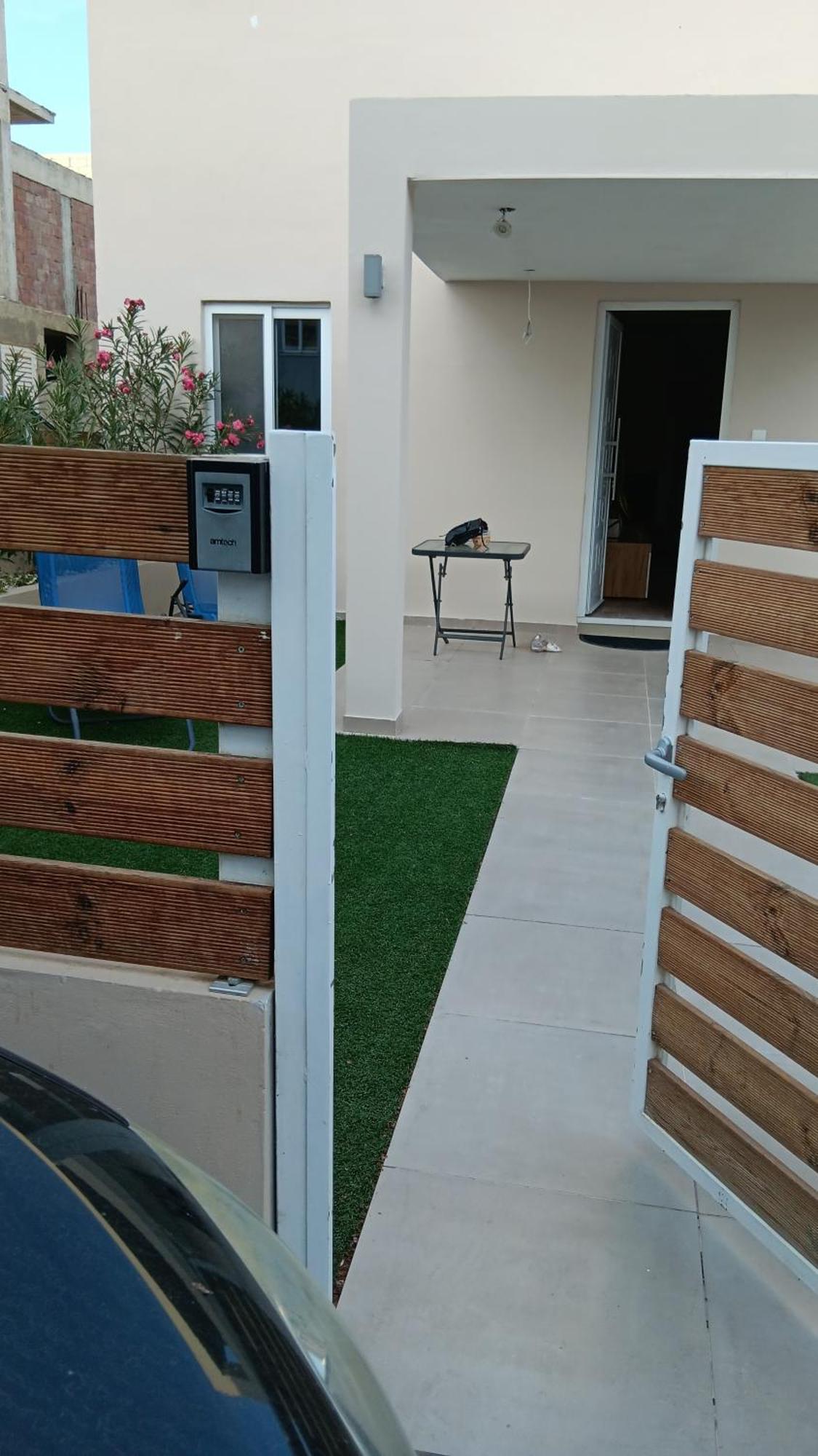 Universe House Dromolaxia Habitación foto